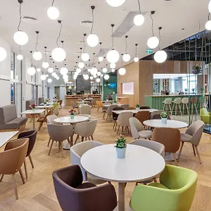 Hotel By Ihg ****